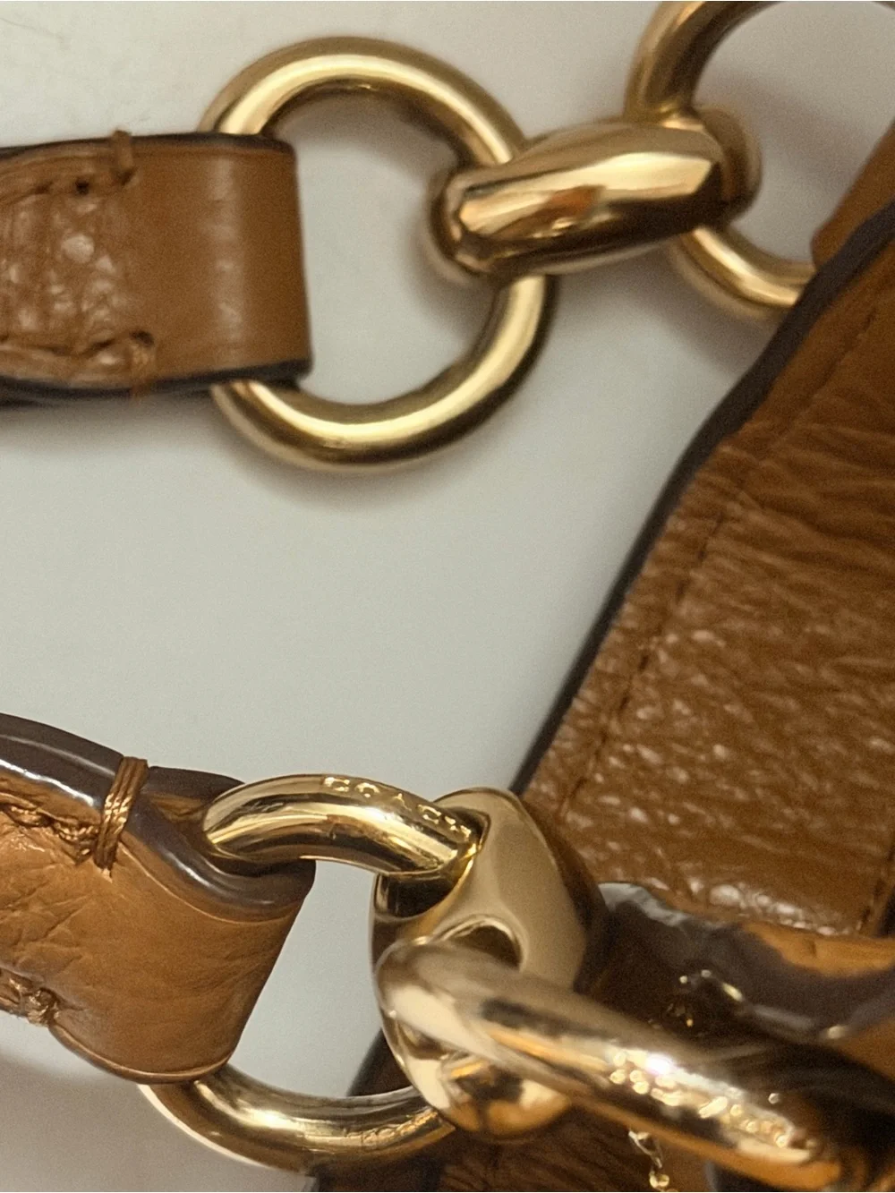 Authentic Coach Hallie shoulder bag Pebbled Leather Shoulder Tote with Gold